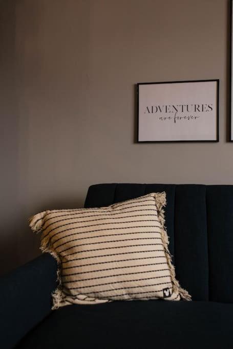 Blue Moon. Cozy Apartment Near Iulius Mall Cluj Napoca Bagian luar foto