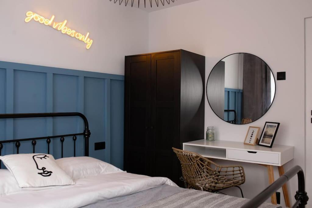 Blue Moon. Cozy Apartment Near Iulius Mall Cluj Napoca Bagian luar foto